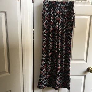NWT wide leg Saks 5|48 pants